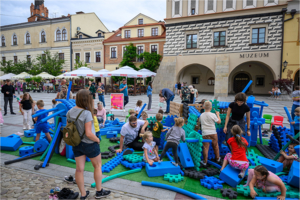 Mobilny Plac Zabaw z okazji Miejskiego Dnia Dziecka