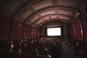 kina i teatry otwarte