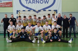 Piłkarze ręczni - juniorzy młodsi - MKS PM MPEC Tarnów