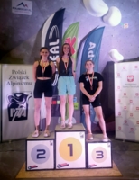Daria Nawój (w środku)
