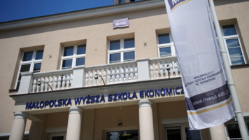 Budynek Małopolskiej Wyższej Szkoły Ekonomicznej w Tarnowie