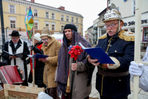 Świąteczny koncert zespołu Kumotry - plac Sobieskiego