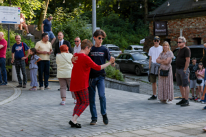 Potańcówka na krańcu miasta