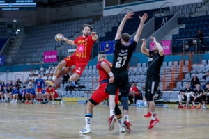 Mecz pierwszej ligi piłki ręcznej mężczyzn: Handball Pałac Tarnów - UKS SMS Wybicki Kielce