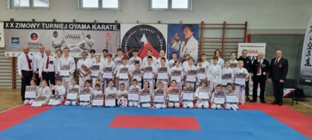 Uczestnicy XX Zimowego Turnieju Oyama Karate o Puchar Tarnowskiego Klubu Sportowego Oyama Karate