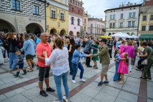 Letnie Taneczne Wieczory na rynku
