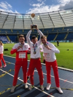 Mateusz Różański (pierwszy z lewej) został drużynowym mistrzem Europy w lekkoatletyce