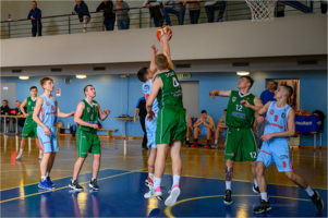 Mecz trzeciej ligi koszykówki: MUKS 1811 Unia Tarnów - Stal Stalowa Wola