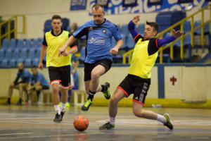 Futsal: lider powiększa przewagę