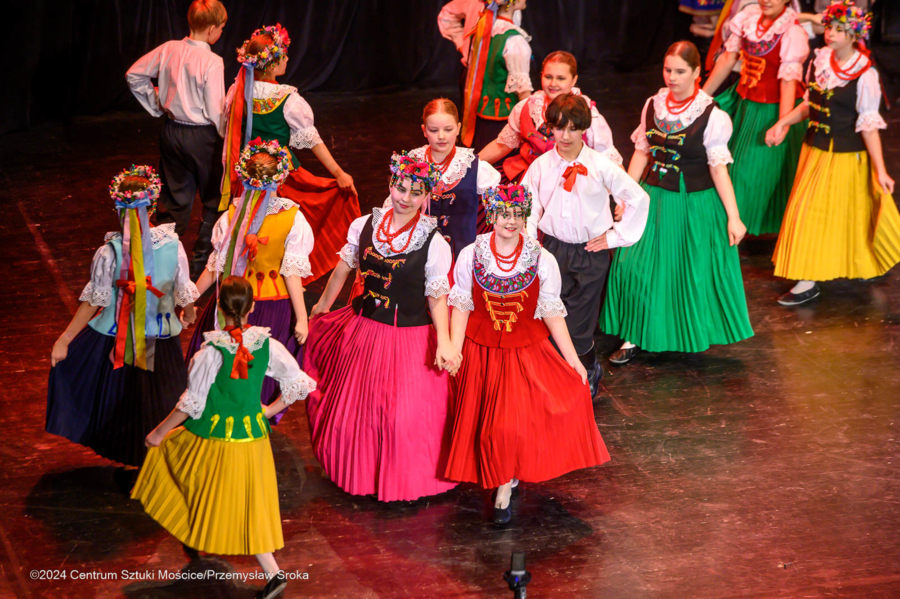 Zespół Pieśni i Tańca „Świerczkowiacy"