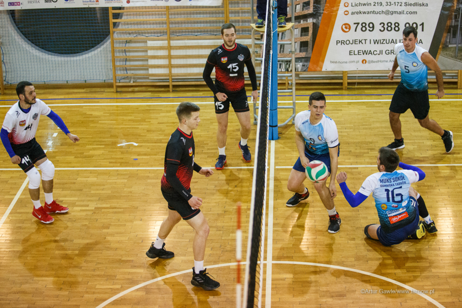 Mecz II ligi małopolskiej siatkówki mężczyzn: MUKS Sokół Gumniska Tarnów - Volleyball LO Gromnik