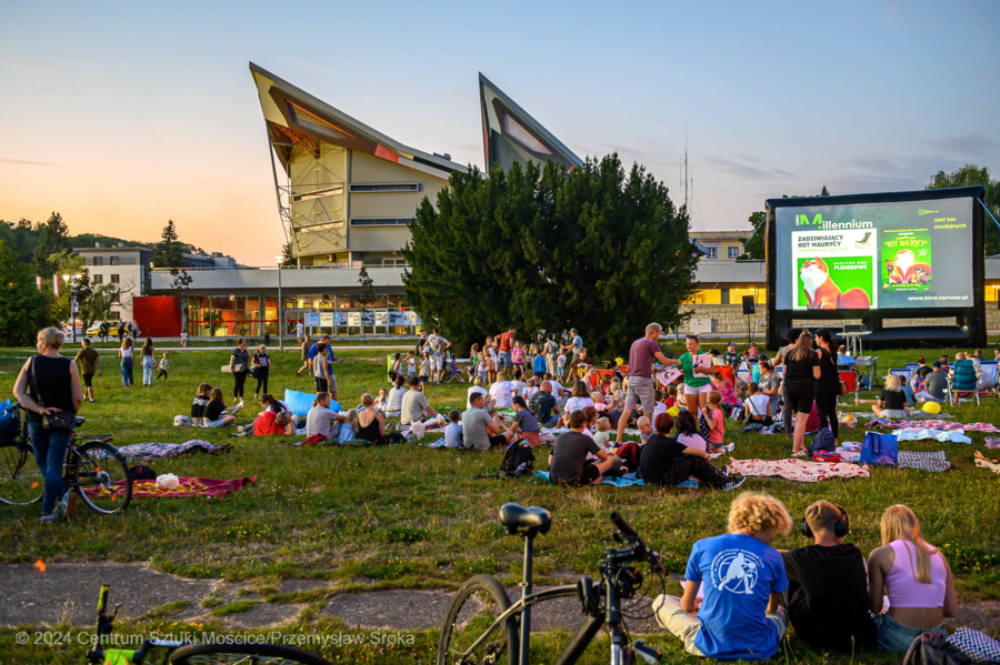kino plenerowe w Mościcach fot. CSM/P. Sroka