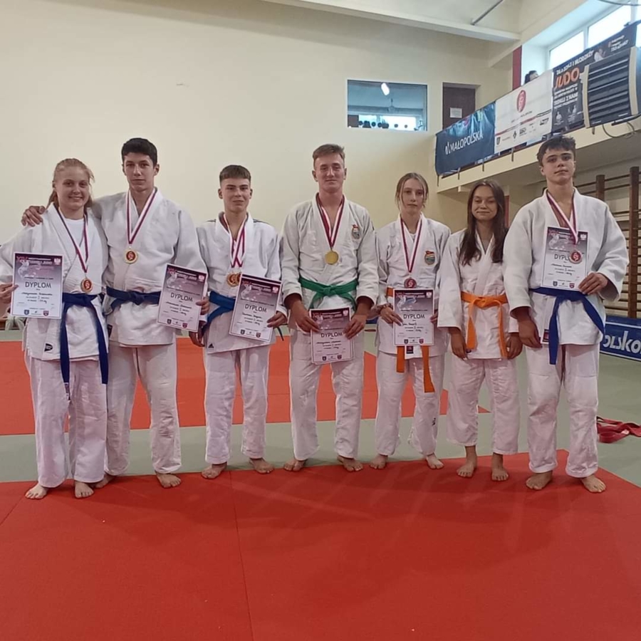 Młodzi judocy Błękitnych Tarnów
