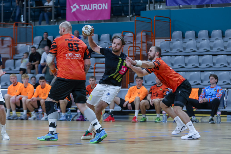 Mecz pierwszej ligi piłki ręcznej mężczyzn: Handball Pałac Tarnów - KSZO Ostrowiec Świętokrzyski