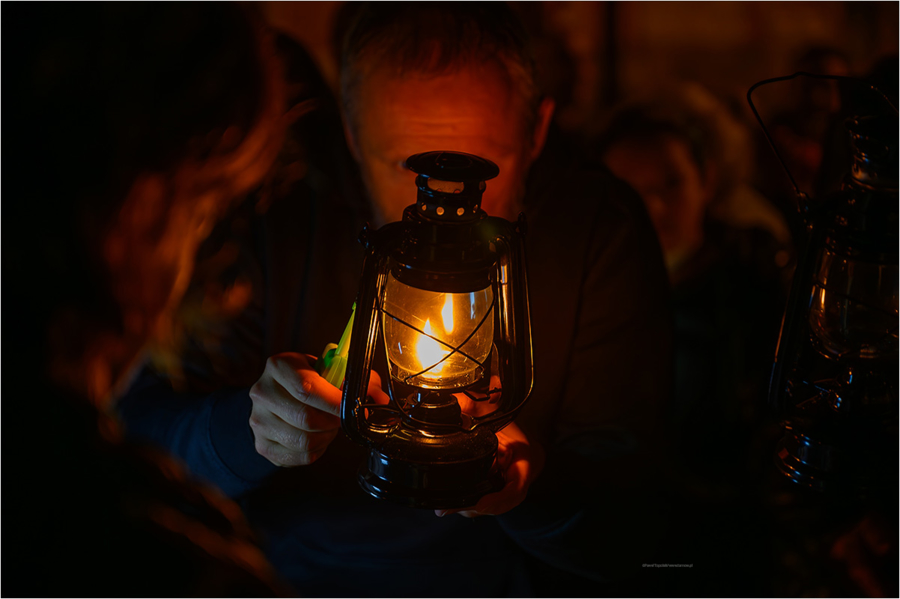Nocny spacerek Szlakiem Maszkaronów