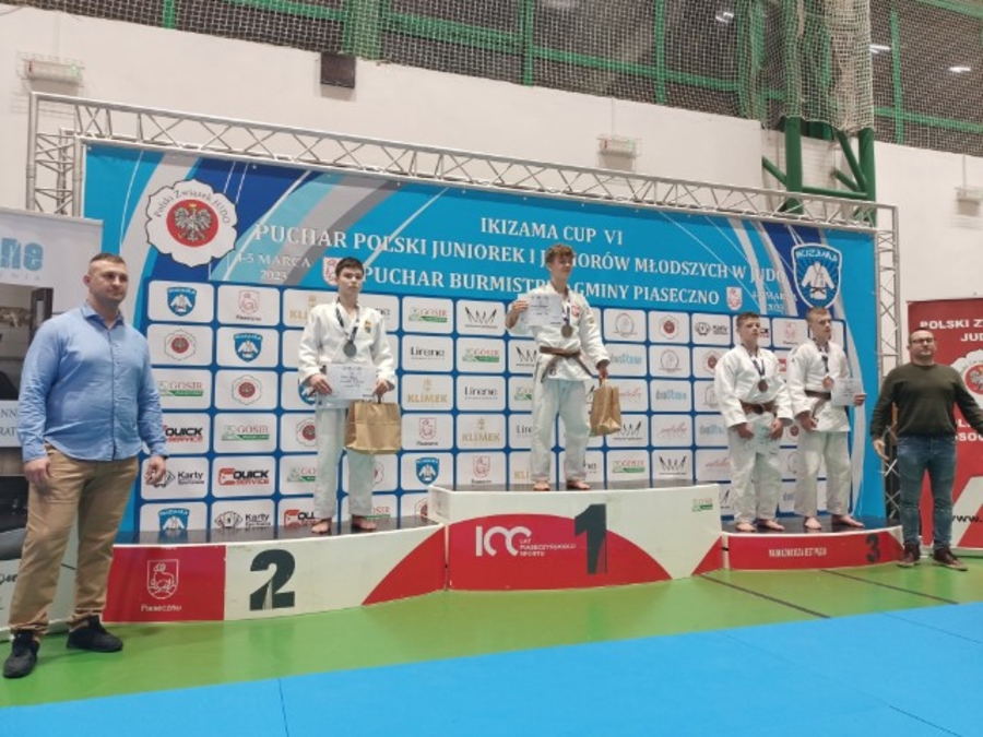 Bartosz Bogacz na podium zawodów Pucharu Polski w Piasecznie