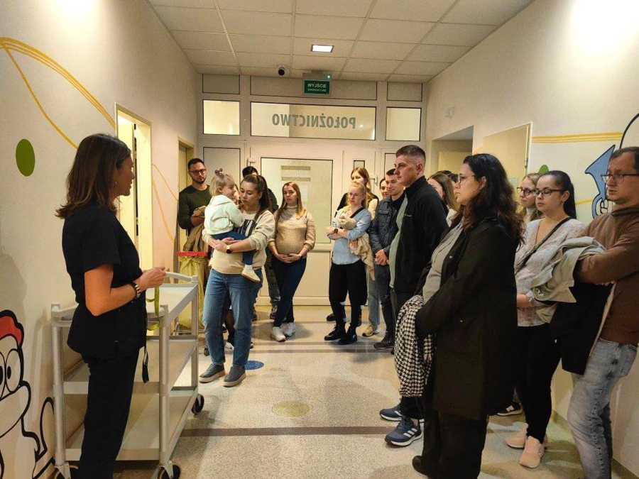 uczestnicy Otwartych Dni Położnictwa, fot. Specjalistyczny Szpital im. E. Szczeklika